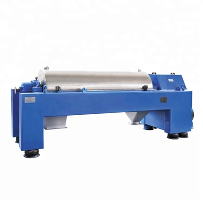 Centrifuge dekanter horizontal bertenaga dengan konstruksi stainless steel dan sistem kontrol lanjutan