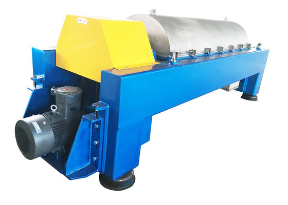 Pemisahan Darah Terkoagulasi Mesin Penghapusan Padat Dua Fase Horizontal Decanter Centrifuge