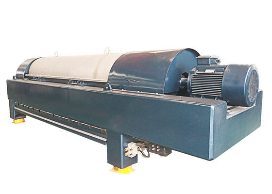 PLC Control Stainless Steel Decanter Centrifuge dengan Sistem Gear Box