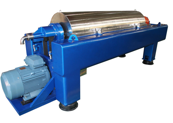 SS316L Kontrol PLC Dewatering Sentrifugal Decanter Berkelanjutan Dengan Pengosongan Sekrup